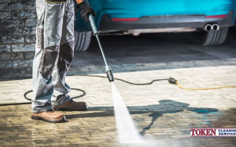 Driveway Cleaning: Keeping It Looking Its Best