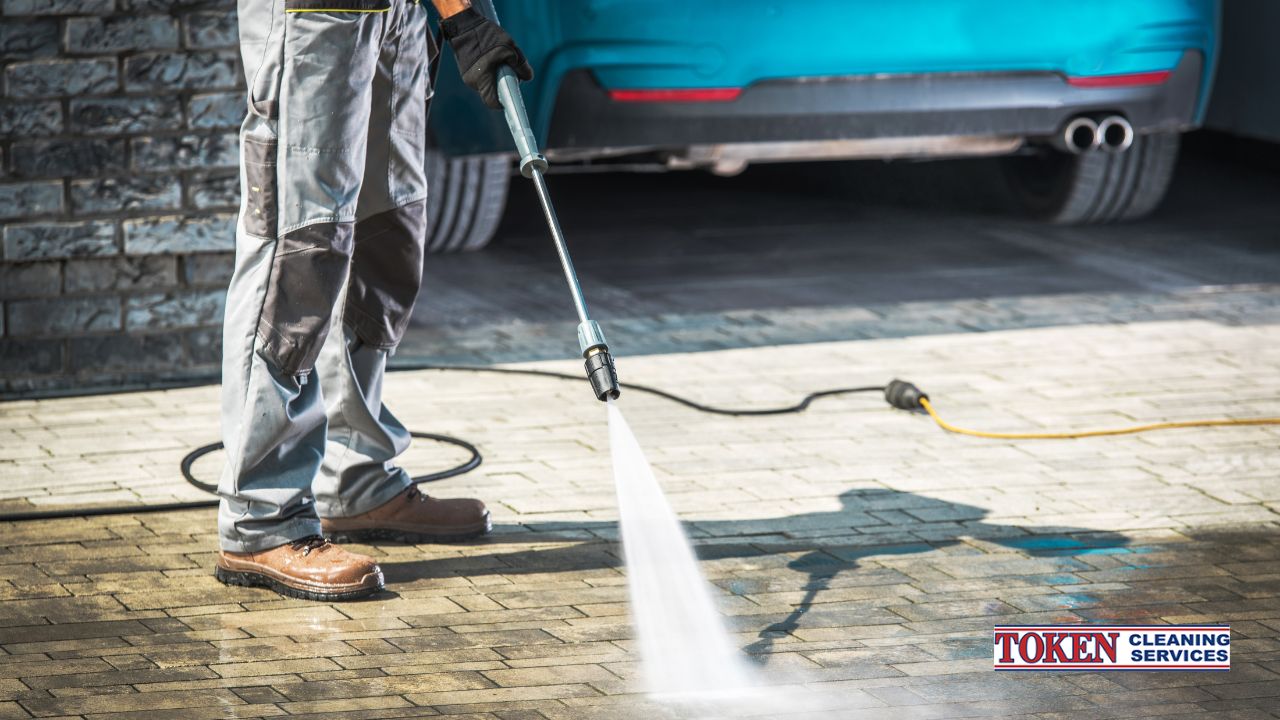Driveway Cleaning: Keeping It Looking Its Best