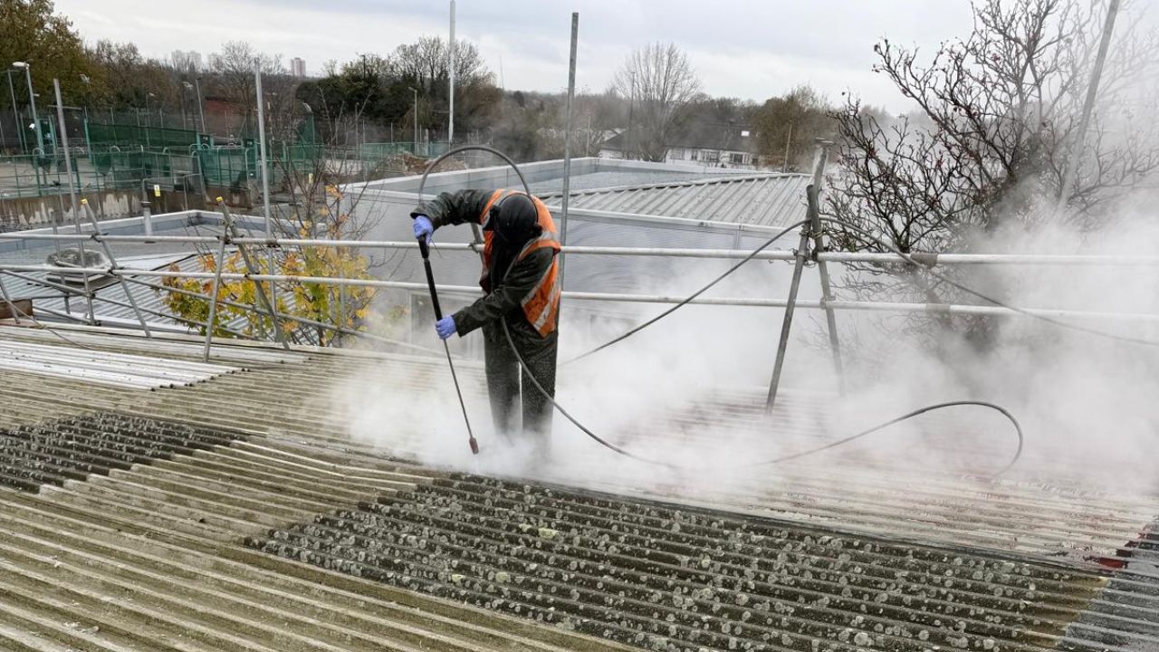 Token Cleaning Executes Specialist Roof Stripping for Scott Osborn in Brentford