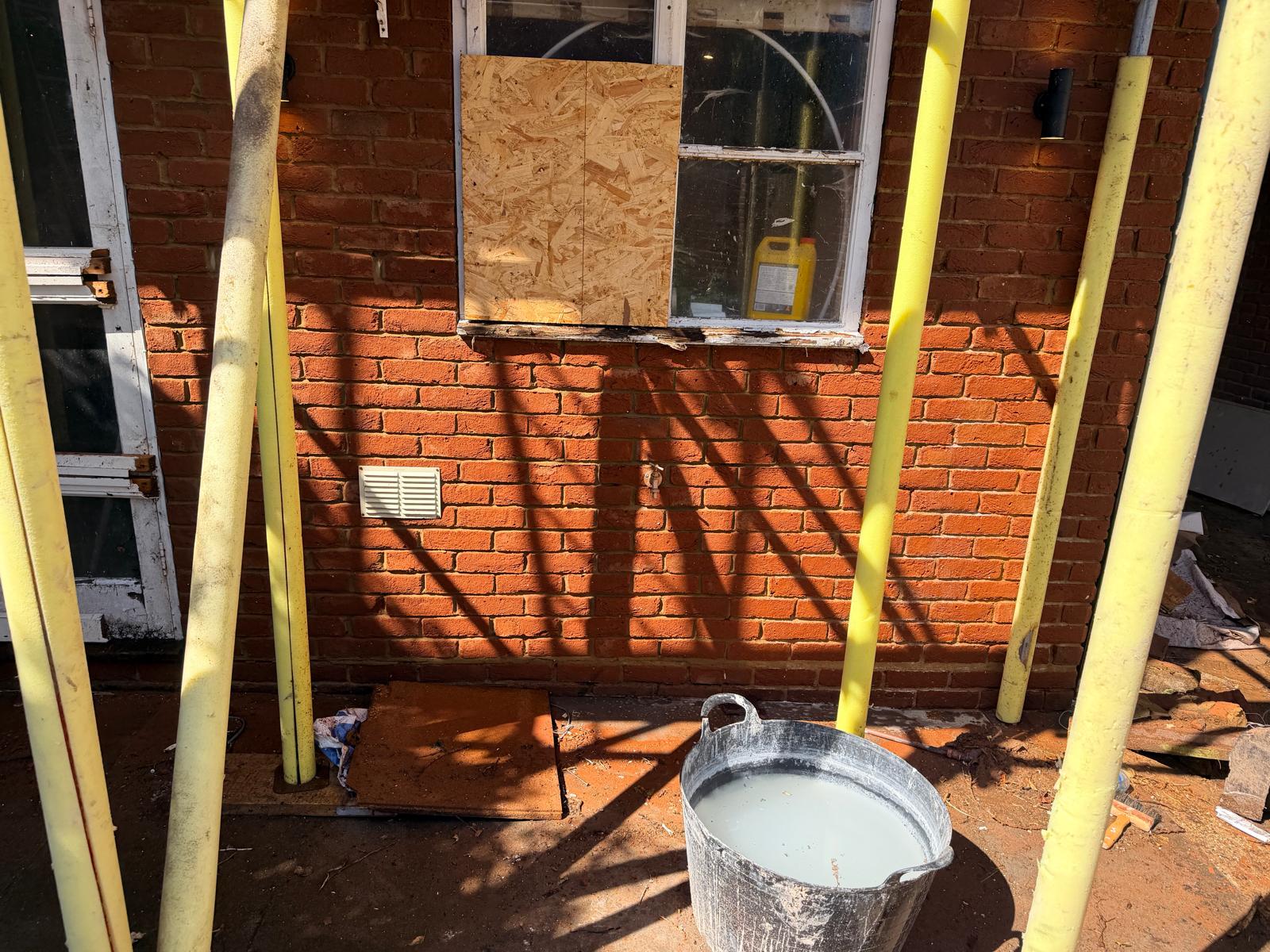 How We Helped a Homeowner Remove Limescale From Delicate Red Brickwork